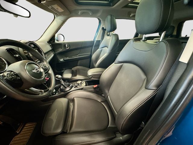 2017 MINI COUNTRYMAN Cooper