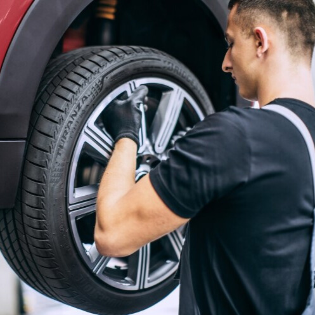 MINI of Bedford Tire Service